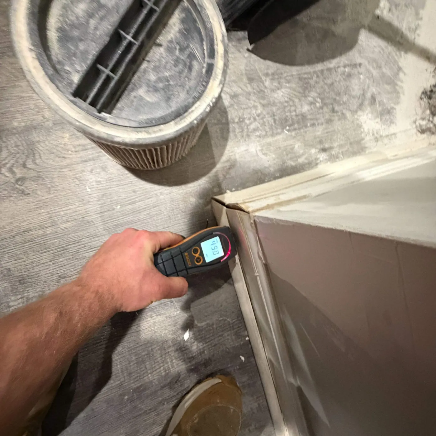 Air movers and dehumidifiers running in Lapel Indiana home dry-out
